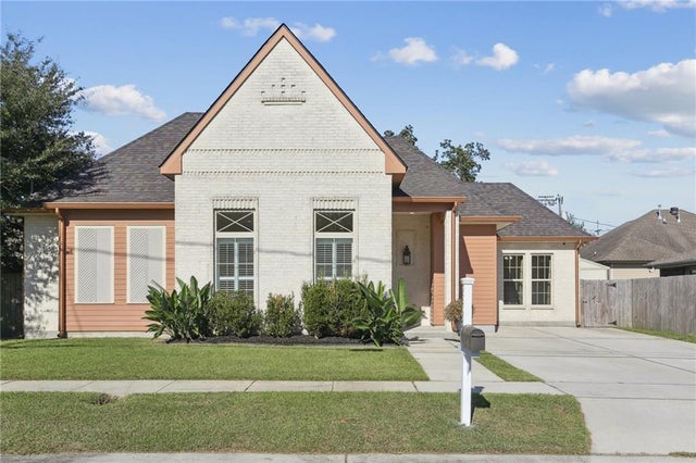 2408 Riverland Drive, Chalmette