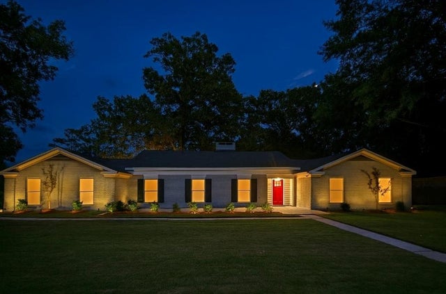 519 Marilyn Drive, Mandeville