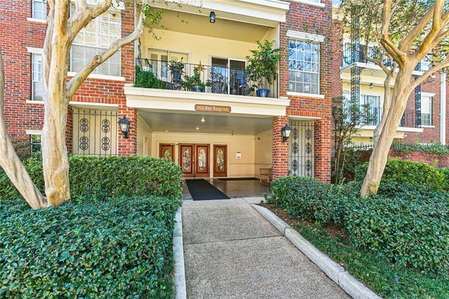 800 Rue Burgundy Street 119, Metairie