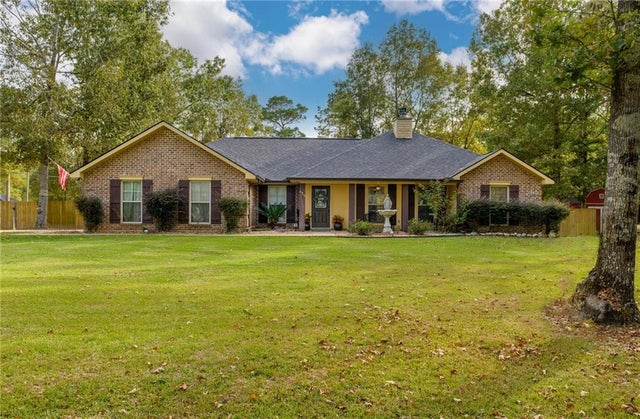 650 Booner Miller Road, Deville