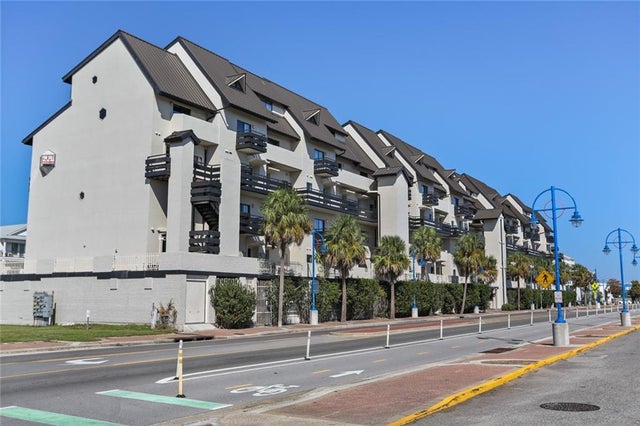 7300 Lakeshore Drive 31, New Orleans