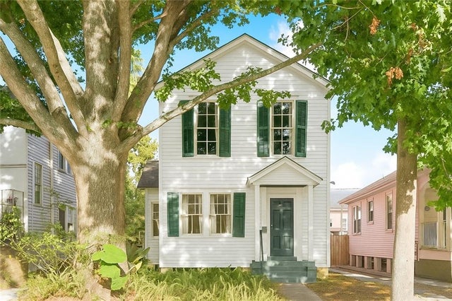 2026 Pine Street, New Orleans