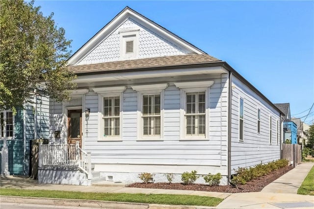 3101 Dumaine Street, New Orleans