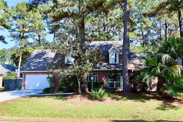 7134 Meadowbrook Drive, Mandeville