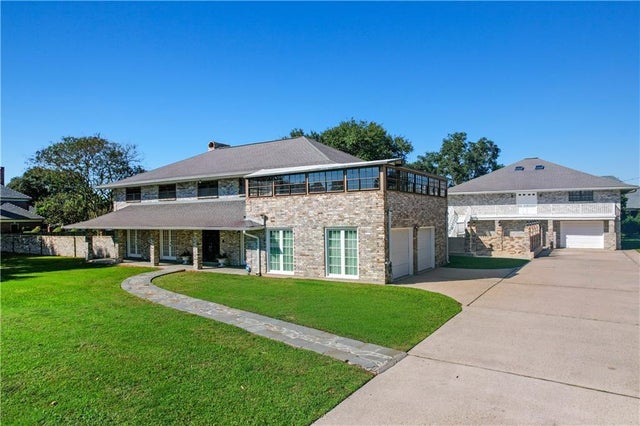 106 Cambridge Drive, Belle Chasse