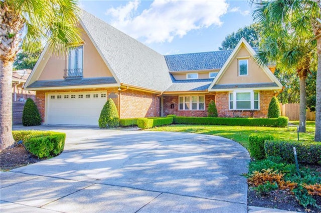 5033 Paris Av, New Orleans