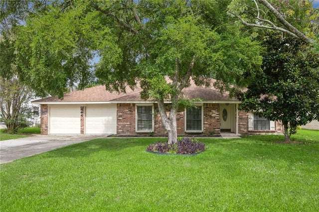 444 Water Oak Lane, Mandeville