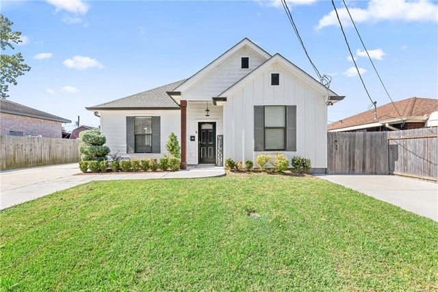 525 Marino Drive, Norco