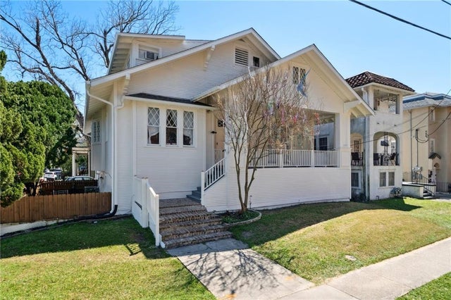 2039 Calhoun Street, New Orleans