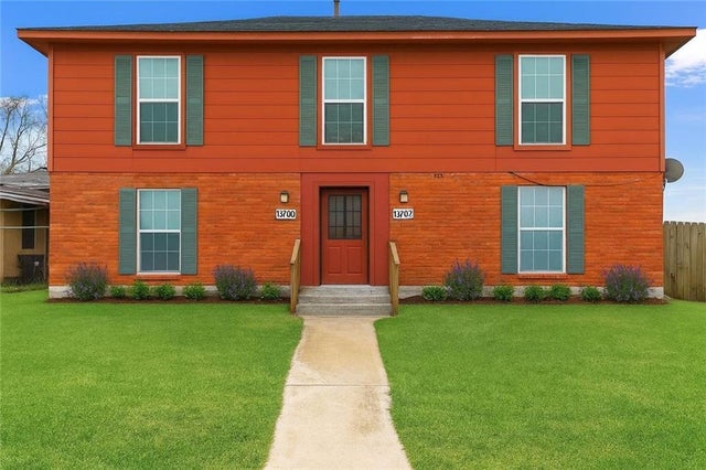 13700 N Nemours Street, New Orleans