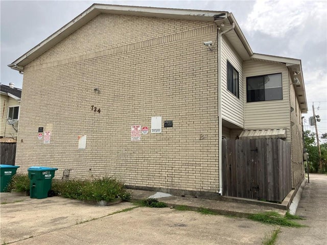 724 Vouray Drive, Kenner