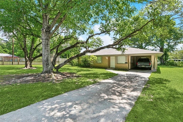 100 11 Sherwood Drive, Hammond