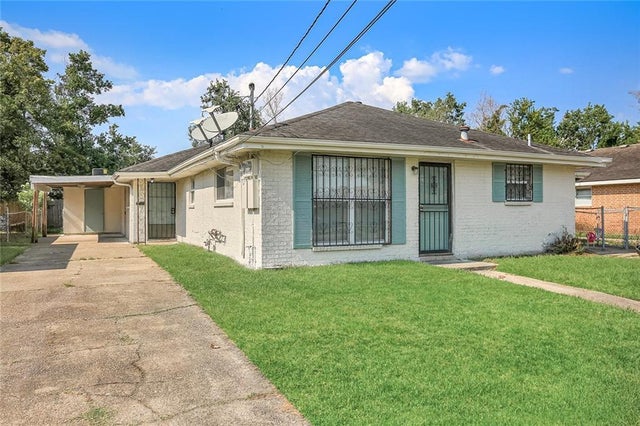 8821-23 Dinkins Street, New Orleans