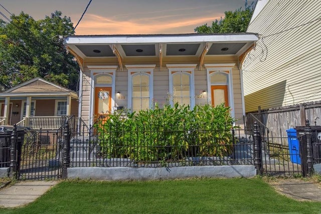 822 24 Josephine Street, New Orleans