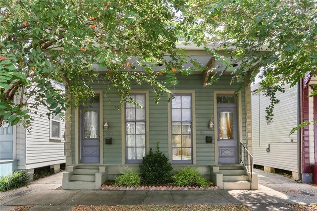2209 11 Valence Street, New Orleans
