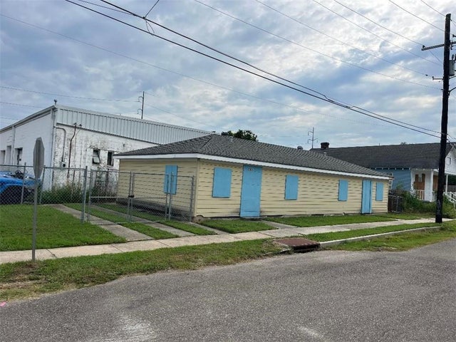 2901-03 N Rocheblave Street, New Orleans