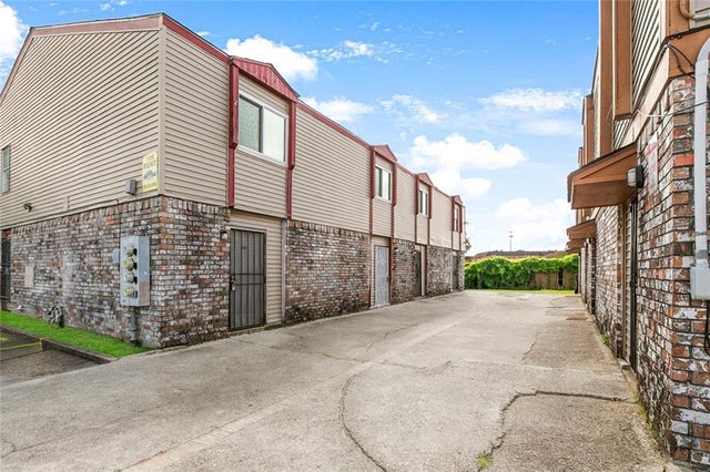 6001 07 Tullis Drive, New Orleans