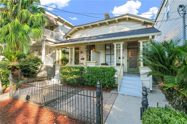 4851 Magazine Street, New Orleans