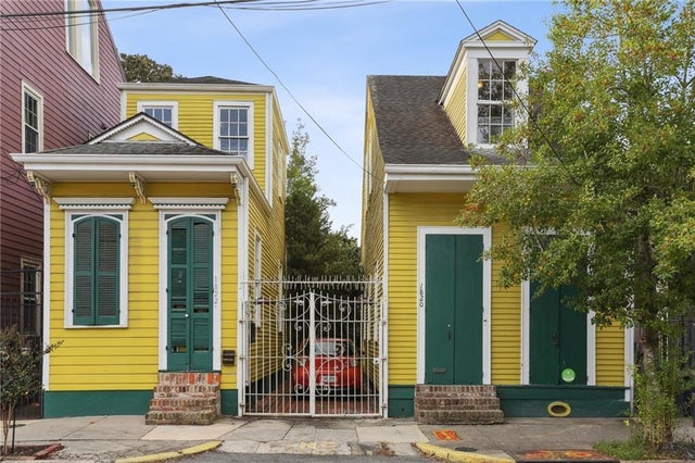 1820 22 Dauphine Street, New Orleans