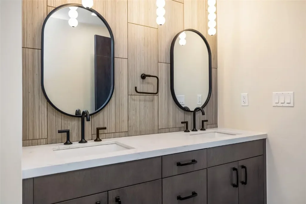 W 80 Main Street 306, Frisco