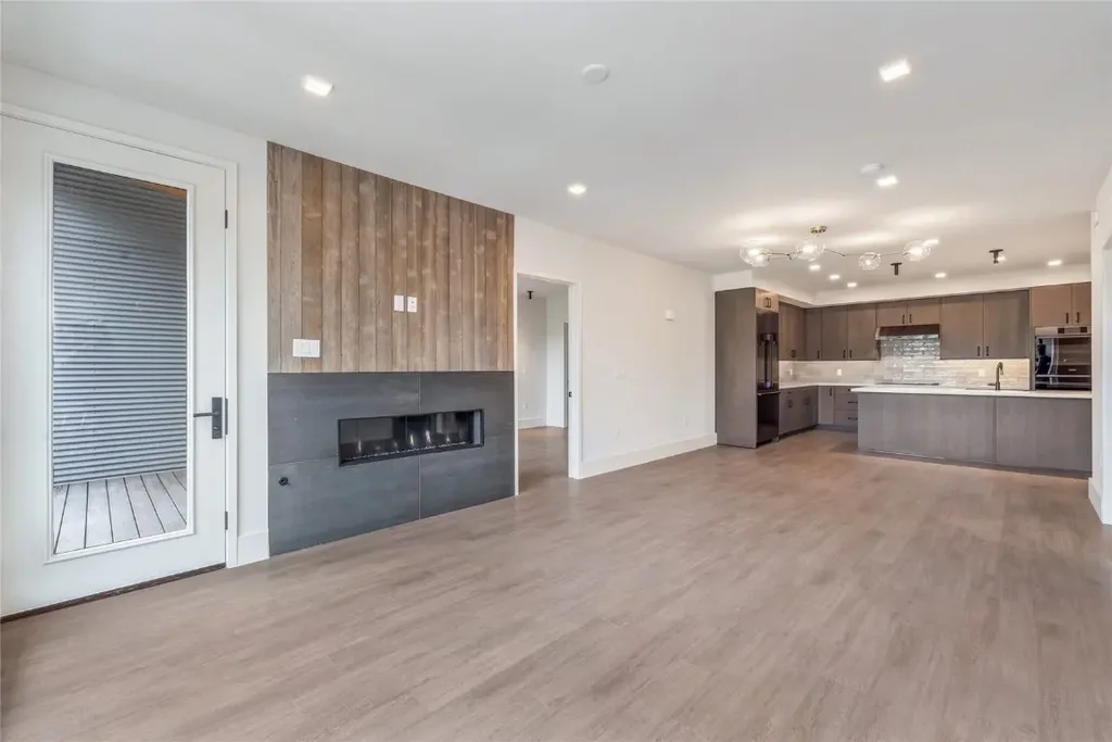 W 80 Main Street 306, Frisco