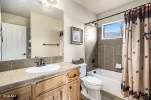 104 Saddle Horn Court, Granby