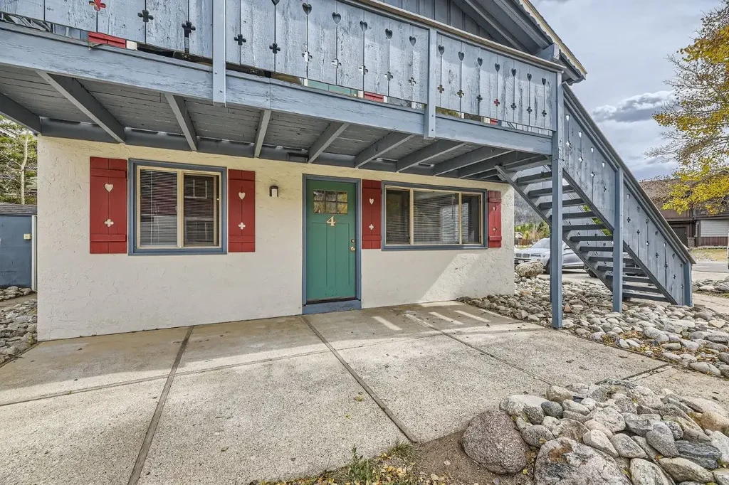 705 707 709 Frisco Street 1-7, Frisco