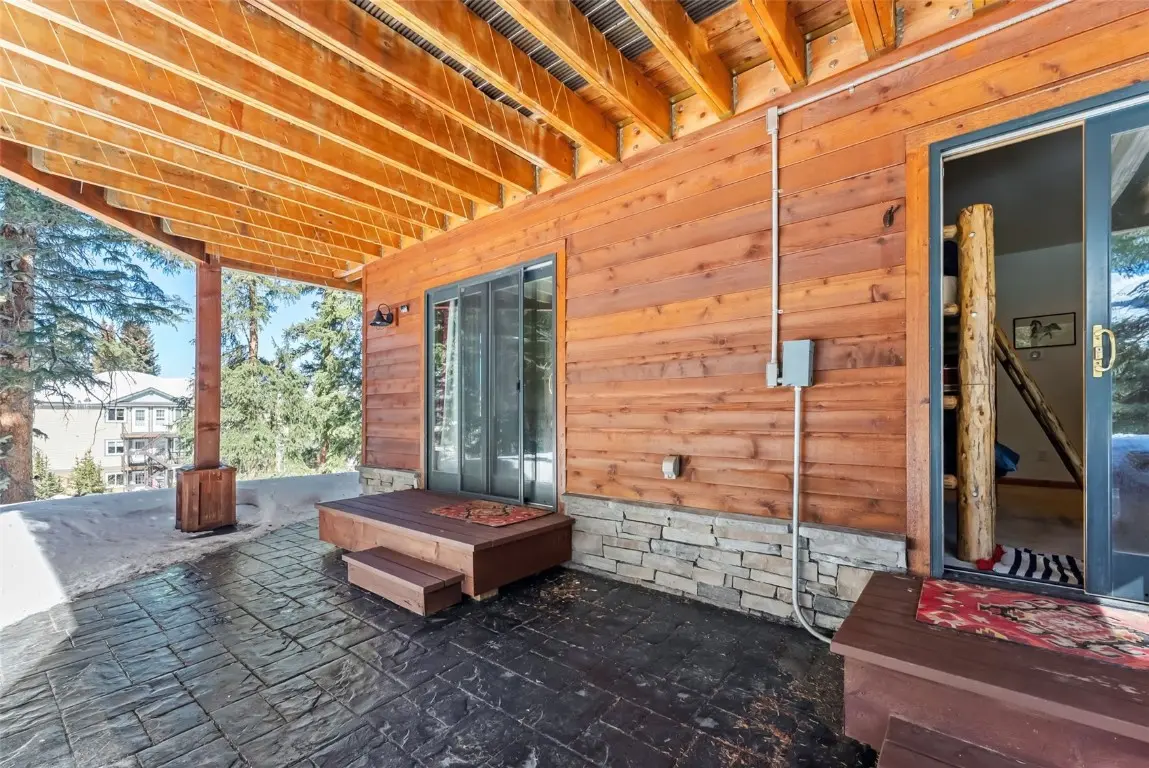 960 Whispering Pines Lane, Breckenridge