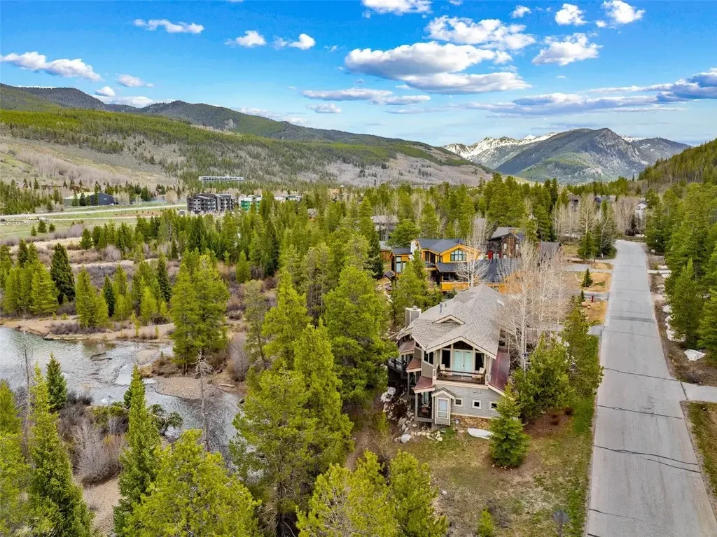 197 Wild Irishman Road, Keystone