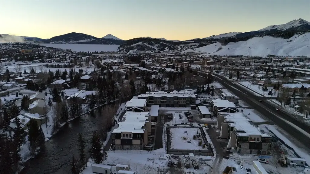 740 Blue River Parkway E12, Silverthorne