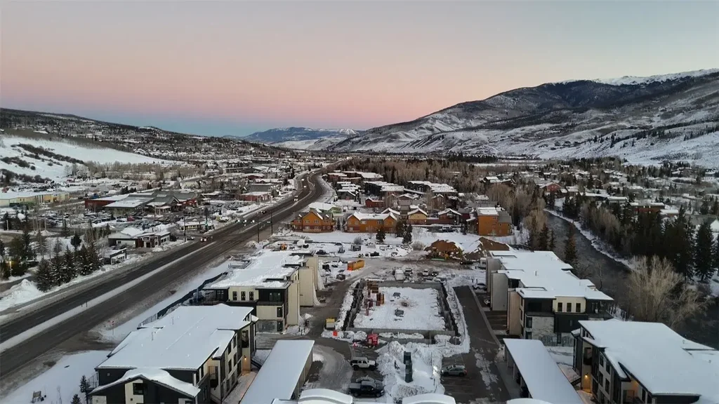 740 Blue River Parkway E12, Silverthorne