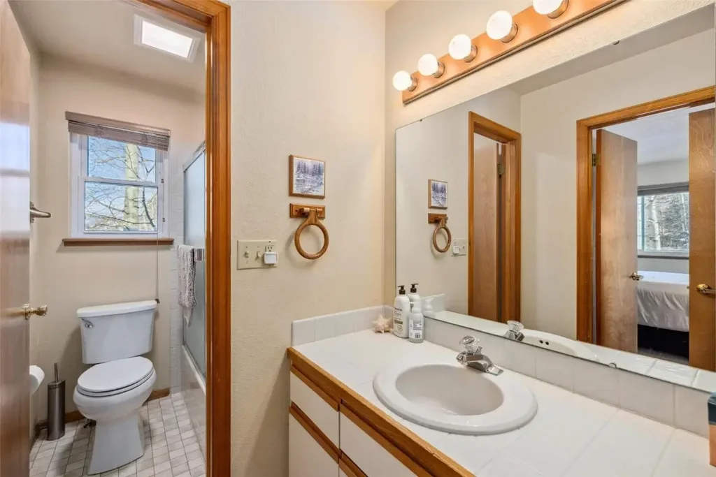 723 Hunters Circle, Frisco