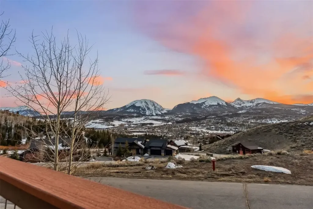 52 Buckskin Lane, Silverthorne