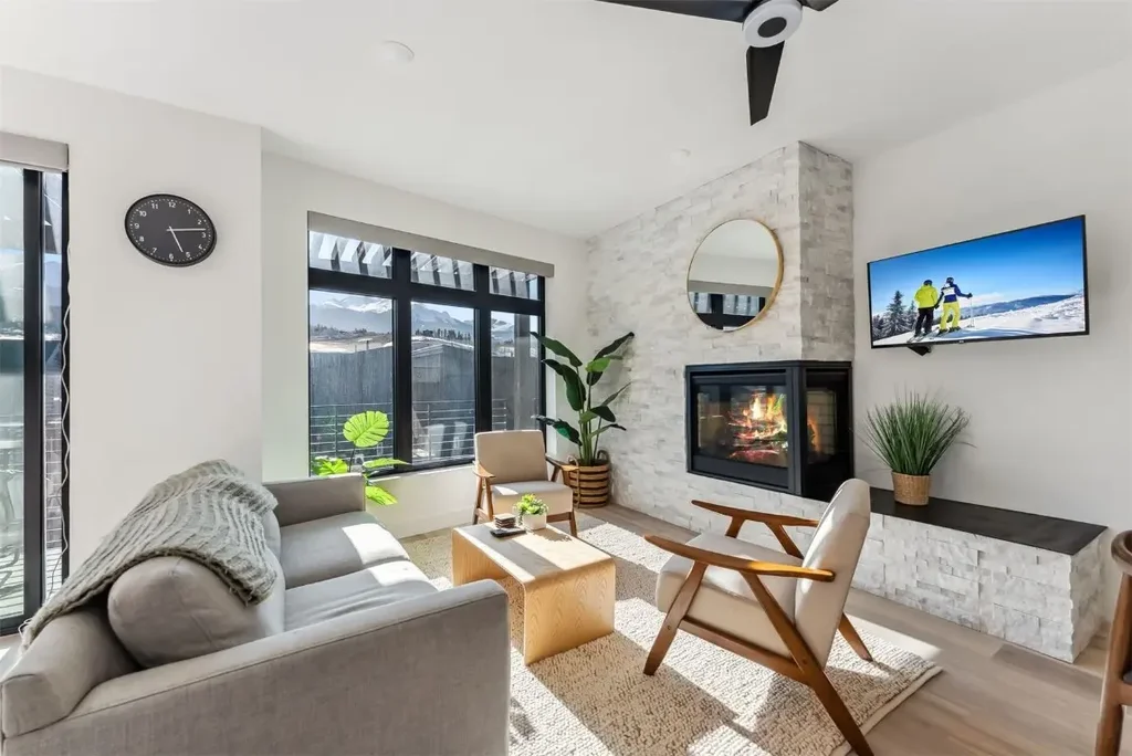 930 Blue River Parkway 633, Silverthorne