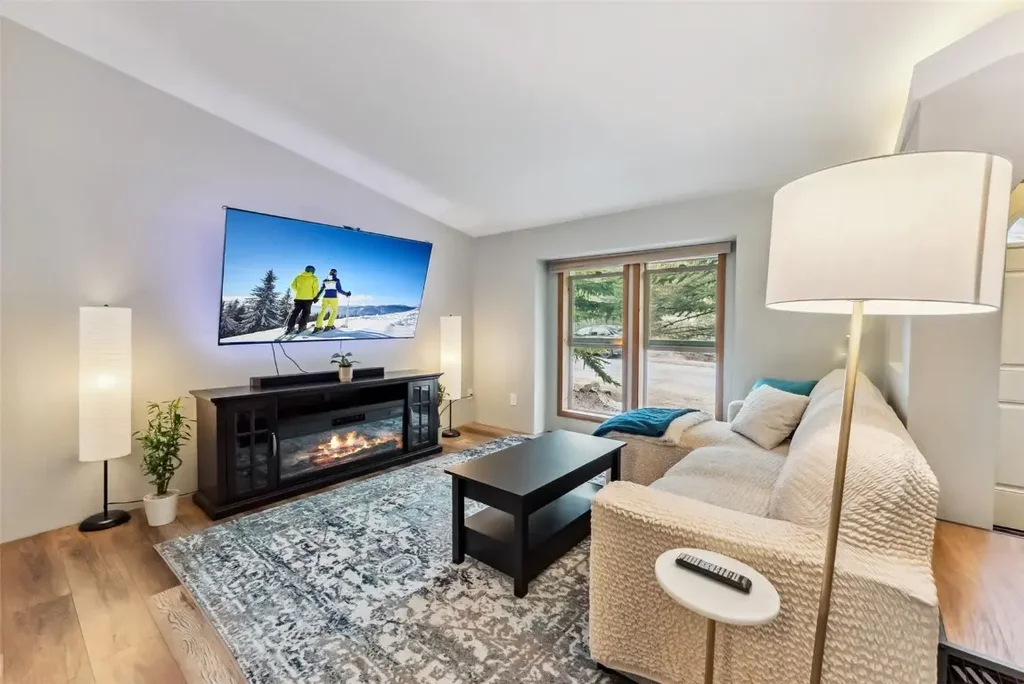 764 Blue Ridge Road, Breckenridge