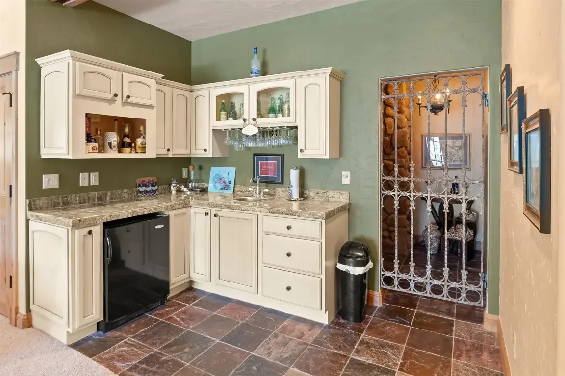 490 Two Cabins Drive, Silverthorne