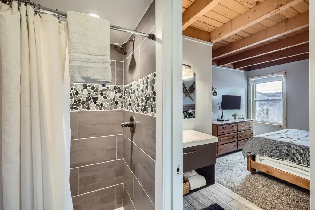 4200 Lodge Pole Circle 103, Silverthorne