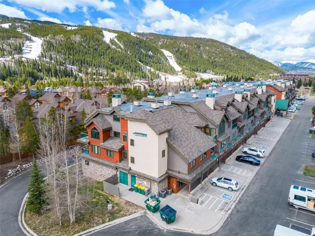 23110 Us Highway 6 5044, Keystone