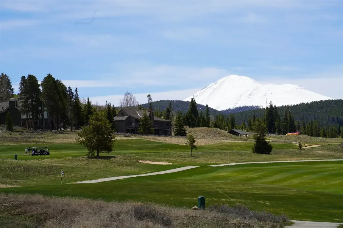 203 Gentian Road, Keystone