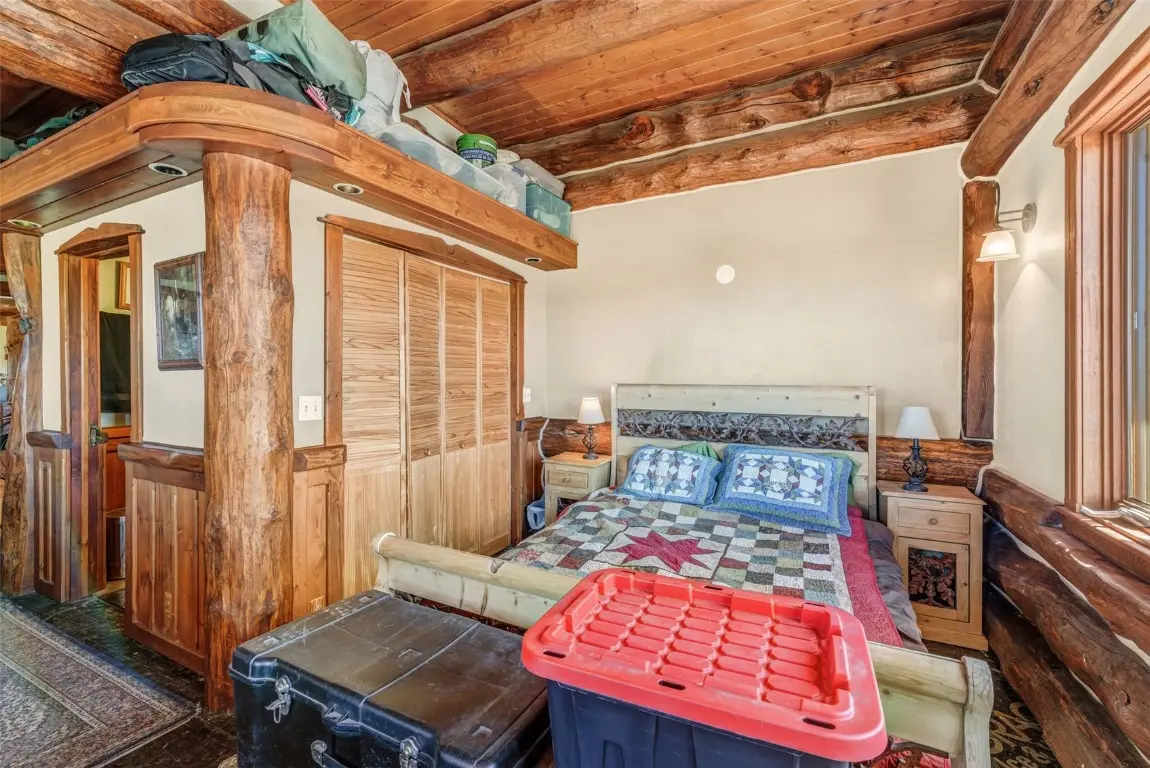 61020 County Road 129, Hahns Peak