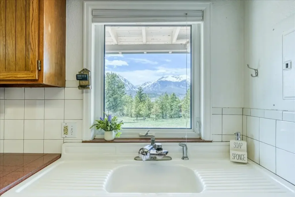 38 D Road, Silverthorne
