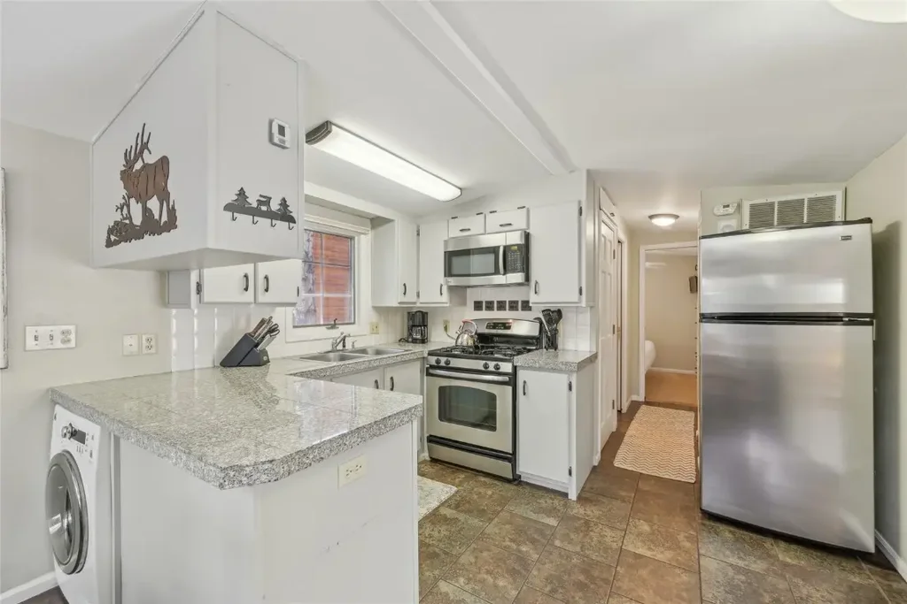 85 Revett Drive 40, Breckenridge