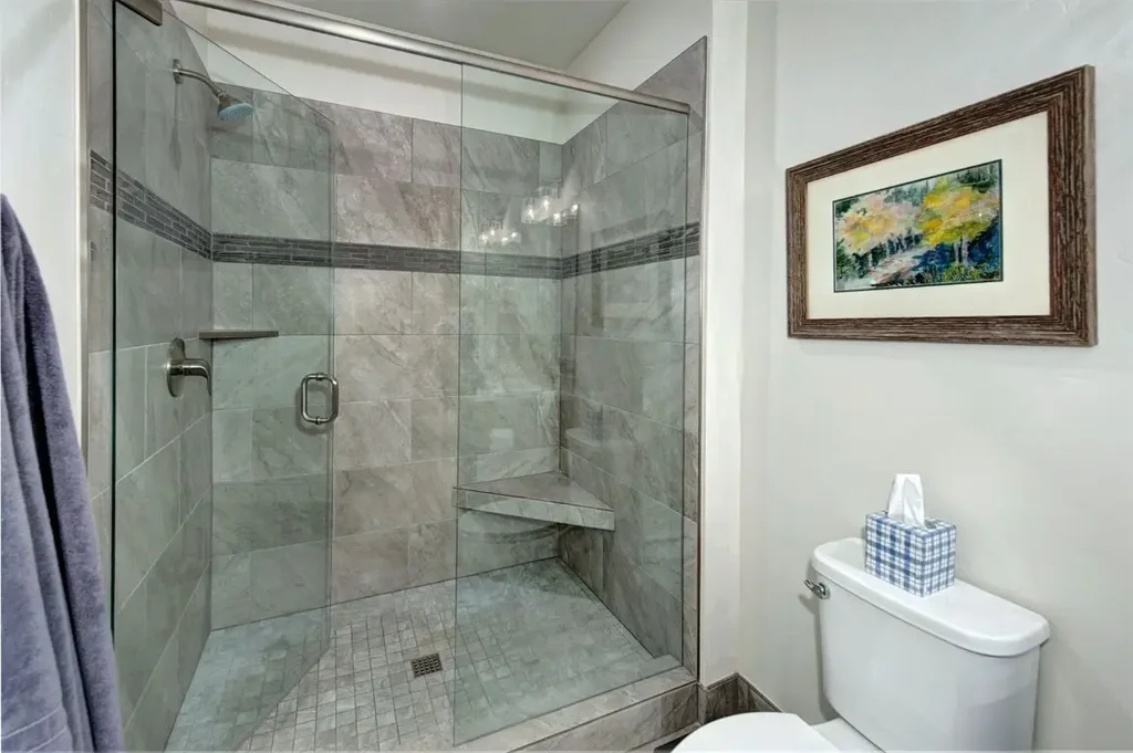E 235 La Bonte Street 207, Dillon