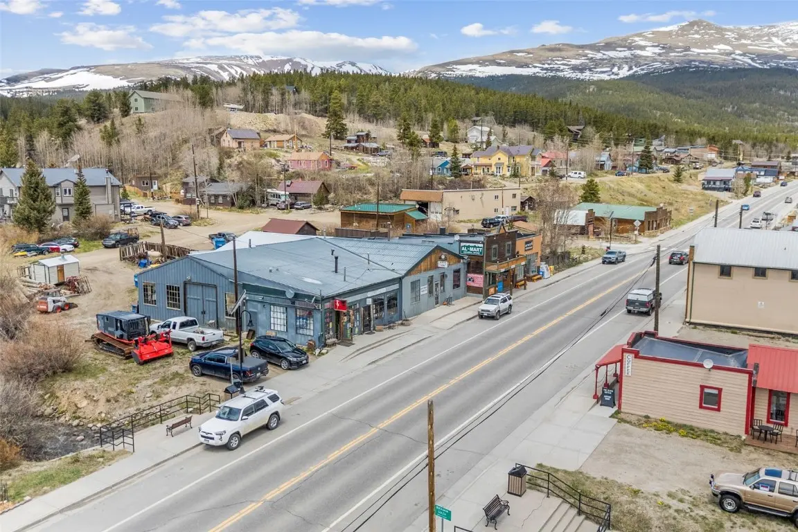 N 447 Main Street, Alma