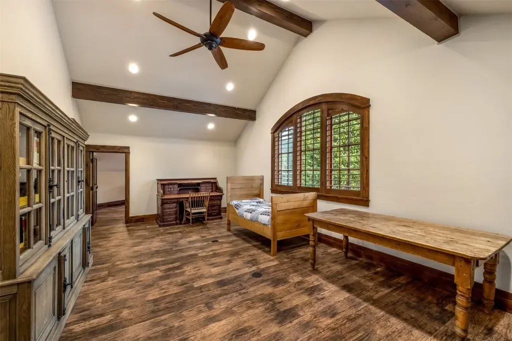 215 Royal Tiger Road, Breckenridge