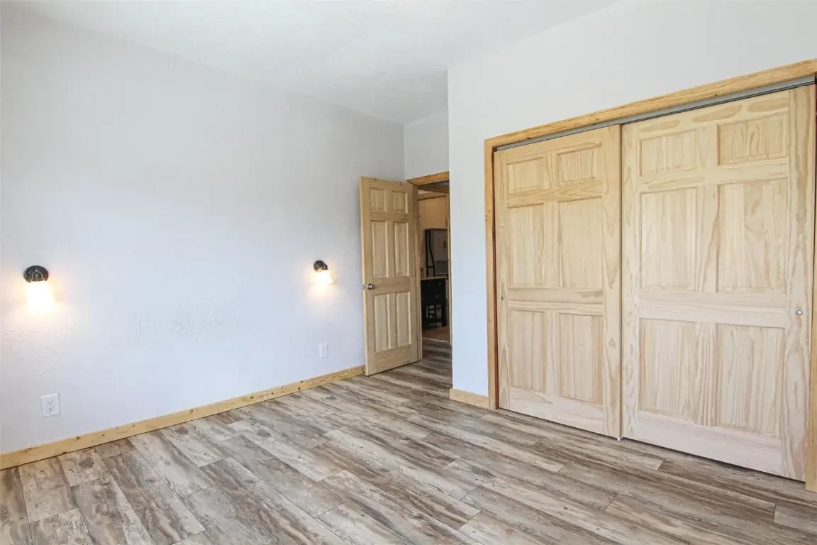 338 Deer Path Road, Dillon