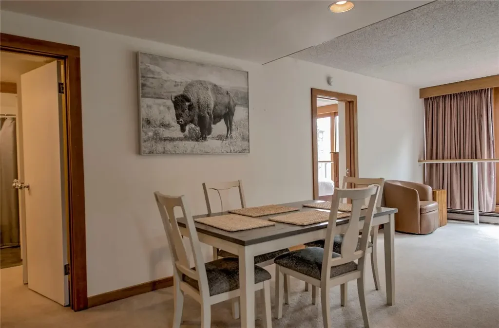 22340 Us Highway 6 1785, Keystone