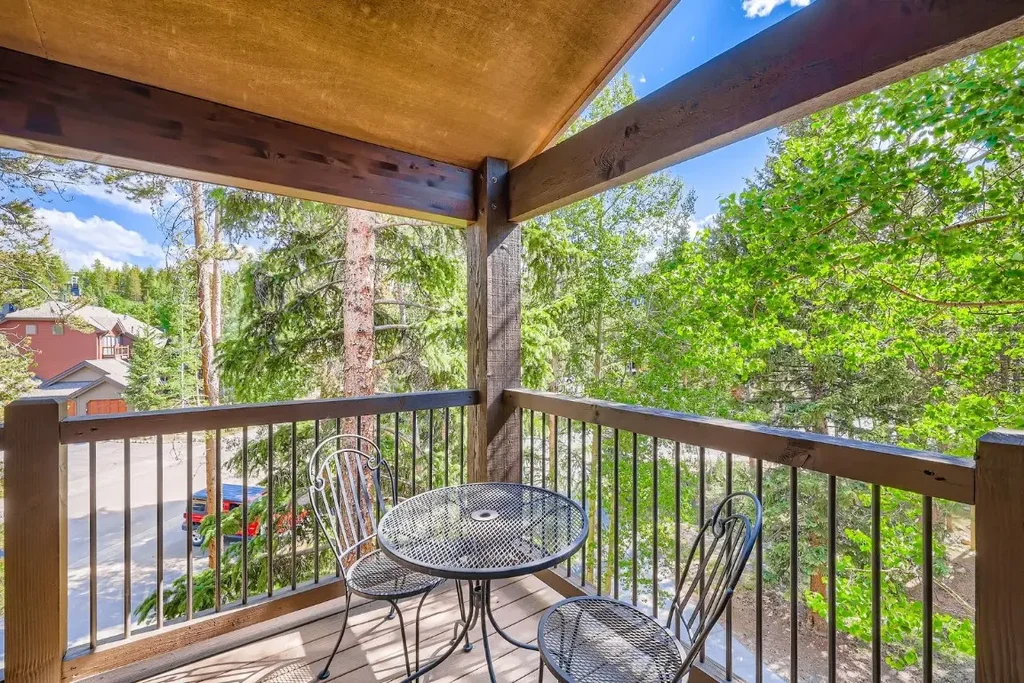 180 Broken Lance Drive 14, Breckenridge