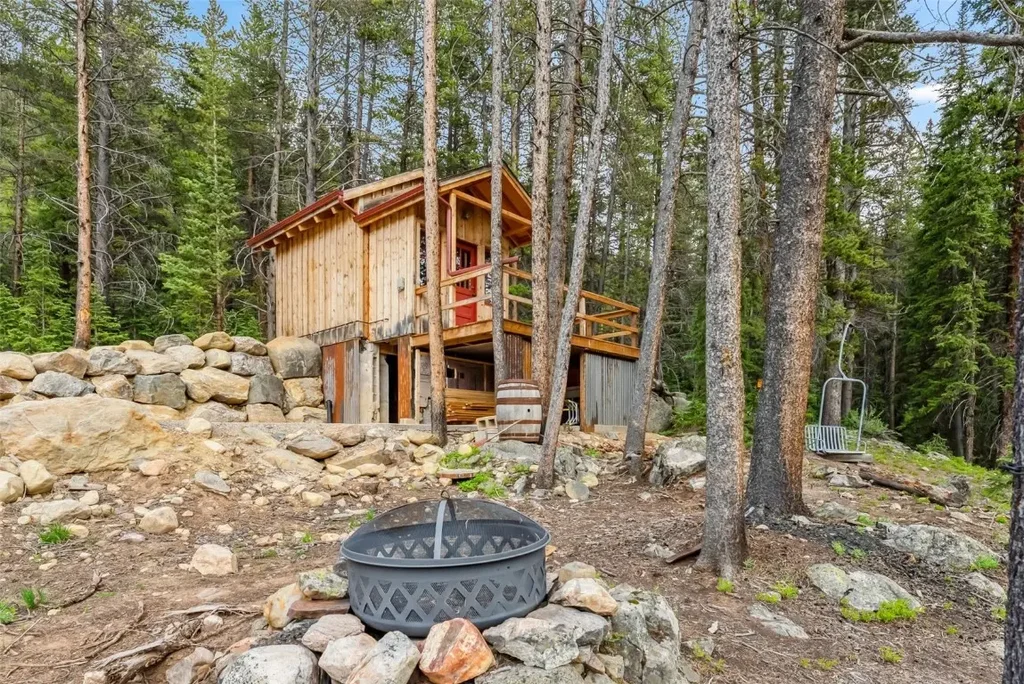 5080 Montezuma Road, Keystone