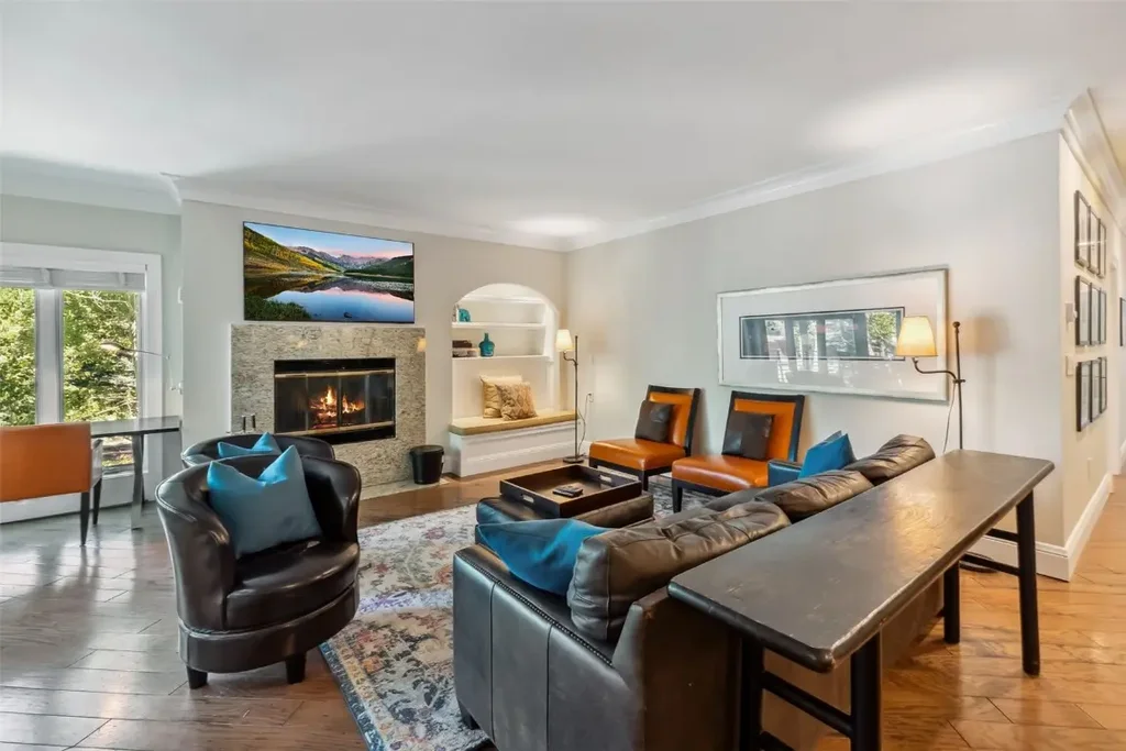 W 1207 Keystone Road 2701, Keystone